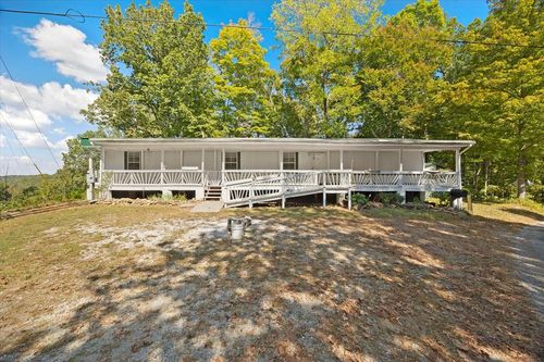 428 W James White Rd, Celina, TN, 38551-3561 | Card Image