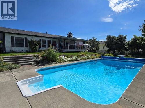 1526 Cumming Blvd, Cache Creek, BC, V0K1H0 | Card Image