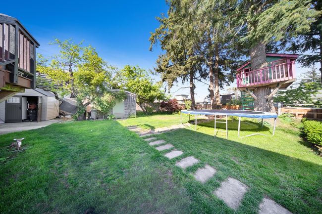 1256 Lee Street, House other with 6 bedrooms, 3 bathrooms and 2 parking in White Rock BC | Image 7