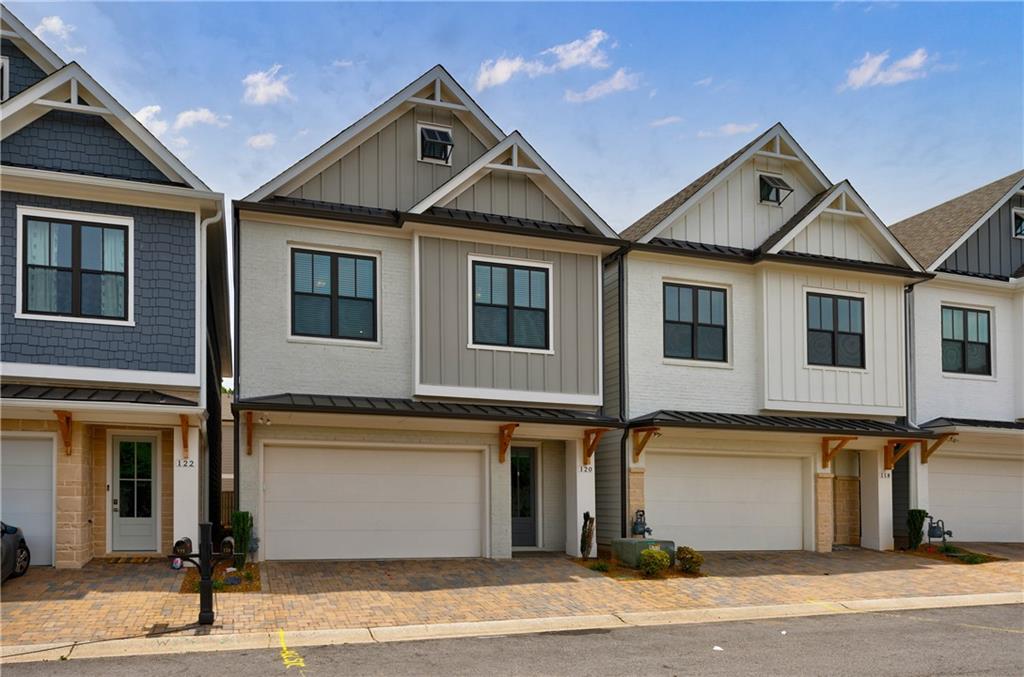 Batten Board Way, Woodstock, GA 30189