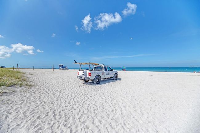 APT-5 - 927 Capri Isles Blvd, Condo with 2 bedrooms, 2 bathrooms and null parking in VENICE FL | Image 48