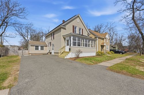 15 Granger Pl, West Springfield, MA, 01089-2327 | Card Image