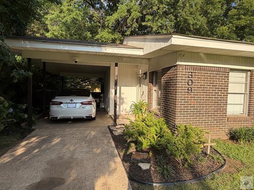 309 Breckenridge St, Texarkana, TX, 75501-3105 | Card Image