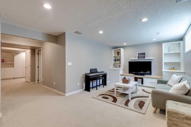2031 Brightoncrest Common Se, House other with 4 bedrooms, 4 bathrooms and 4 parking in Calgary AB | Image 35