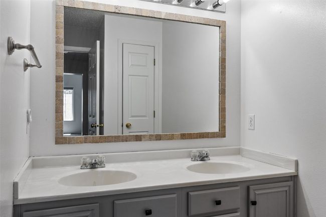 1167 74 Th St Ne, Condo with 2 bedrooms, 3 bathrooms and null parking in Cedar Rapids IA | Image 24