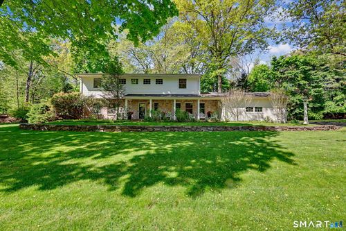10 Grist Mill Ln, Westport, CT, 06880-4008 | Card Image
