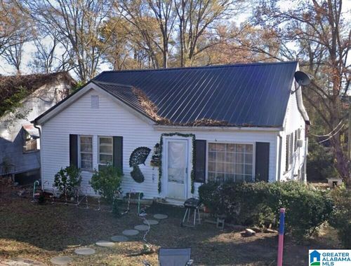231 6th St Nw, Fayette, AL, 35555-1805 | Card Image