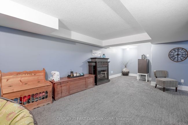 60 - 3320 Meadowgate Blvd, Condo with 3 bedrooms, 2 bathrooms and 1 parking in London ON | Image 20