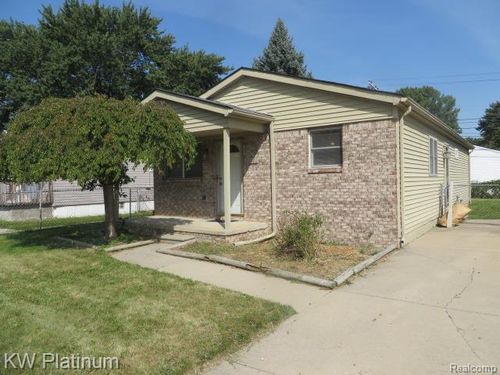 23120 Lambrecht Ave, Eastpointe, MI, 48021-1871 | Card Image