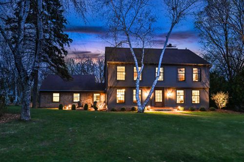 15025 Westover Rd, Elm Grove, WI, 53122-1541 | Card Image