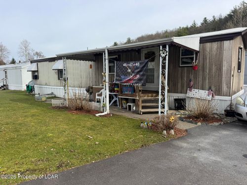 13 Glen Rock Rd, Pittston Twp, PA, 18640-9401 | Card Image