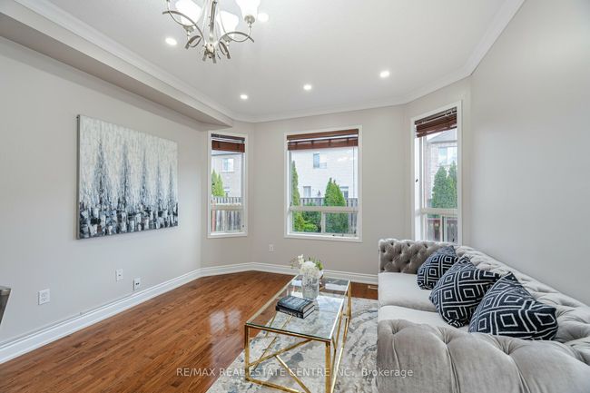 1016 Mccuaig Dr, House other with 4 bedrooms, 4 bathrooms and 2 parking in Milton ON | Image 12