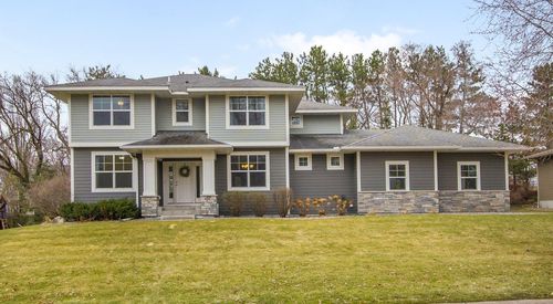10495 Niblick Ln, Eden Prairie, MN, 55347-2949 | Card Image