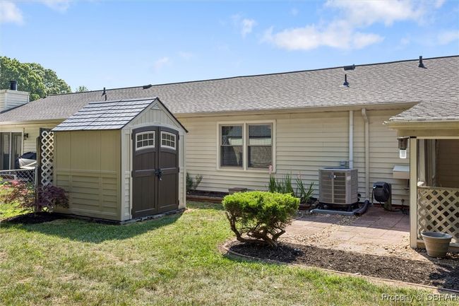 Room for your bird feeders & a garden | Image 29