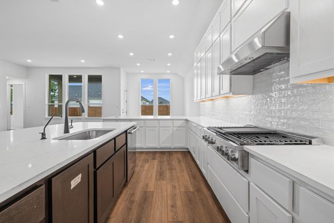 208 San Xavier St, House other with 4 bedrooms, 3 bathrooms and null parking in Georgetown TX | Image 4