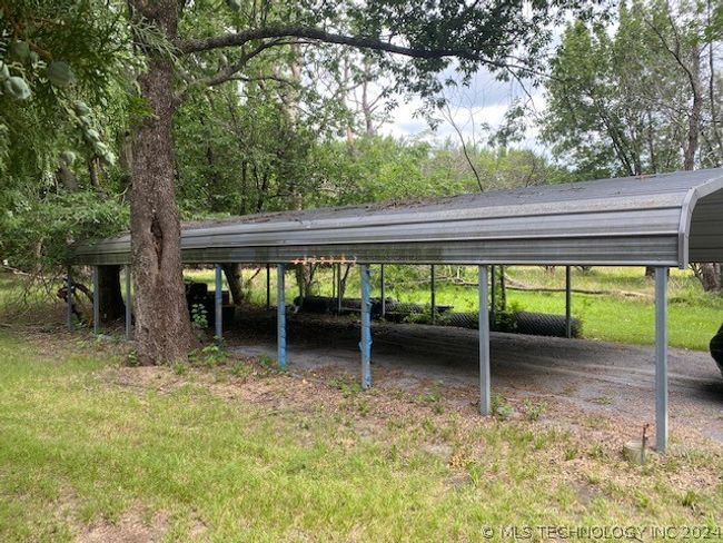 120 N Lee St, House other with 3 bedrooms, 2 bathrooms and null parking in Kiowa OK | Image 4