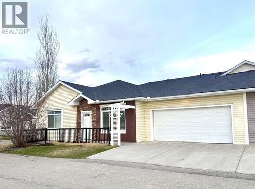 501 Sunvale Crescent Ne, High River, AB, T1V0E8 | Card Image