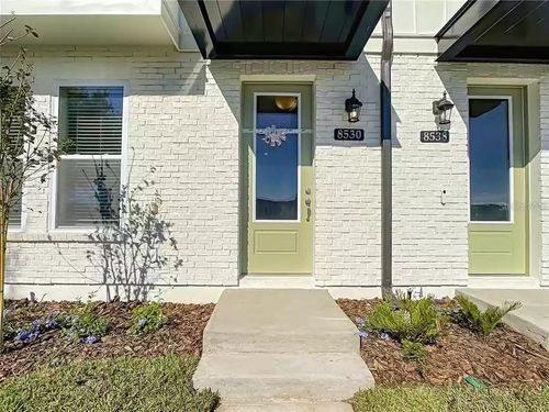 8530 Warburg Aly, ORLANDO, FL, 32827-0001 | Card Image