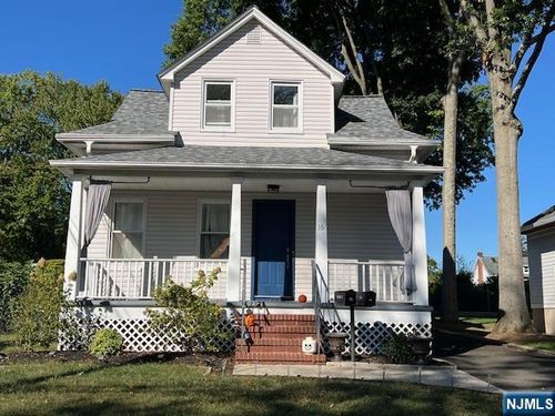 16 Brickell Ave, Westwood, NJ, 07675-2038 | Card Image