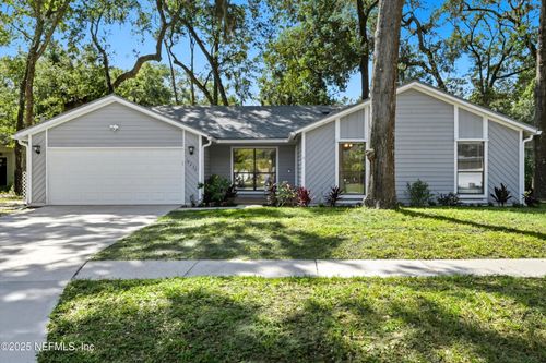 10256 Classic Oak Rd N, Jacksonville, FL, 32225-9031 | Card Image