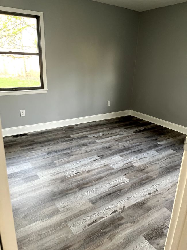 3rd Bedroom | Image 11
