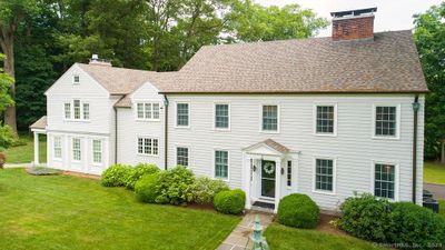 31 Yowago Avenue, House other with 5 bedrooms, 3 bathrooms and 5 parking in Branford CT | Image 3