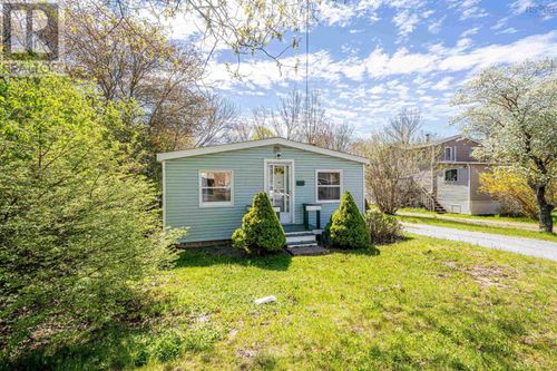 42 Jackson Road, Dartmouth, NS, B3A4A3 | Card Image