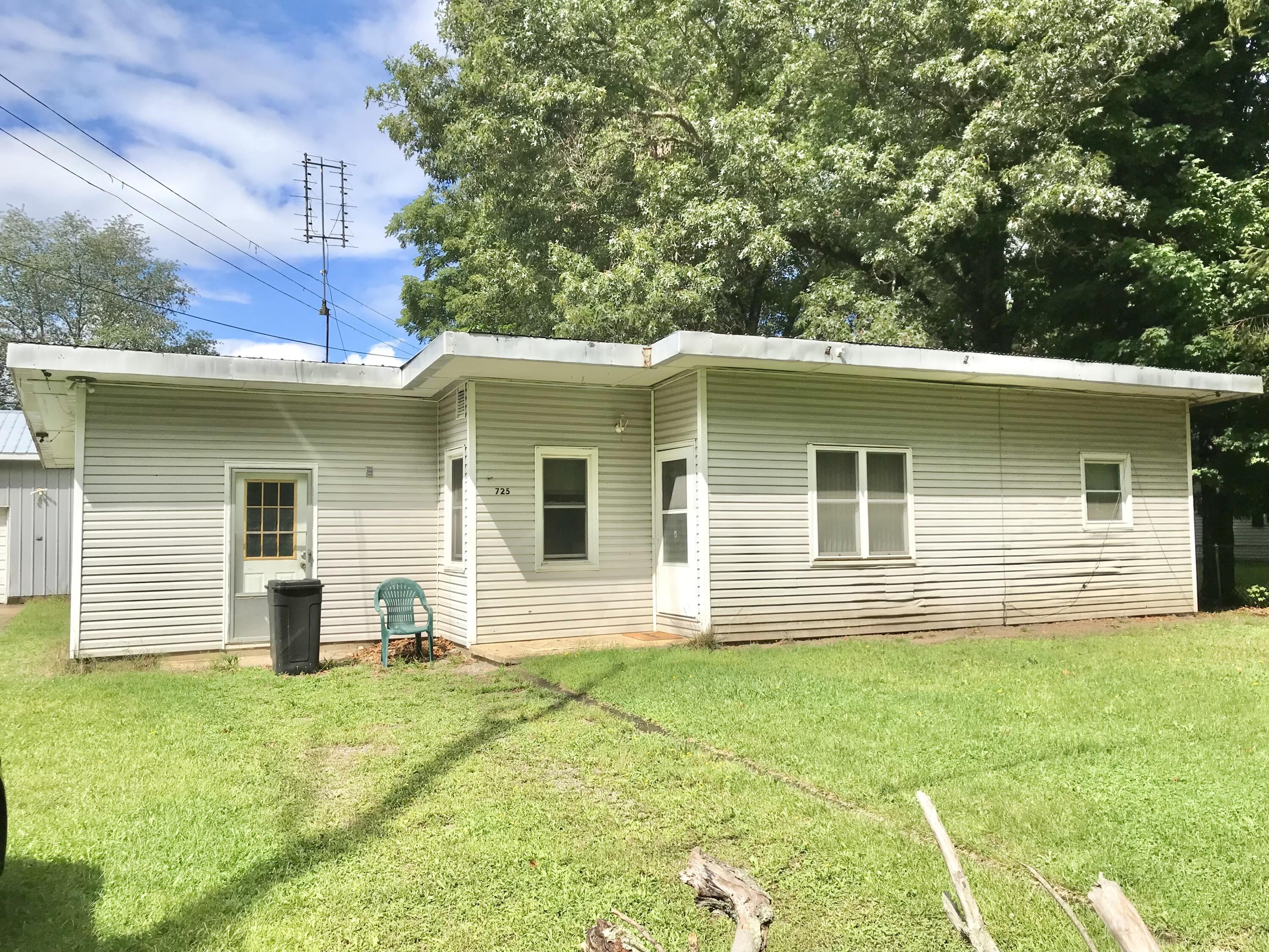 Snow Ave, Battle Creek, MI 49037