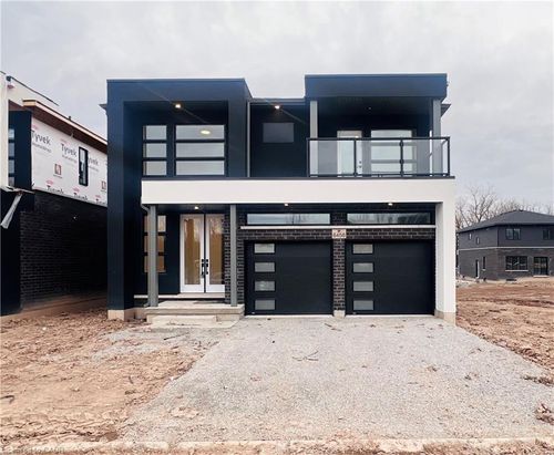 6458 Sunshine Common, Niagara Falls, ON, L2G0B1 | Card Image