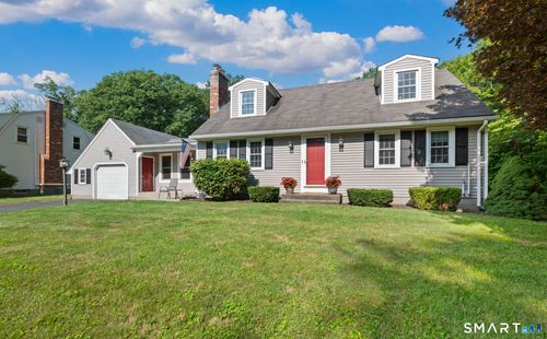 39 Plainfield St, Enfield, CT, 06082-5813 | Card Image