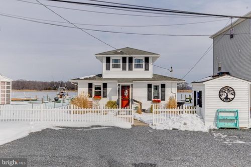 1815 Wilson Point Rd, Middle River, MD, 21220-5429 | Card Image