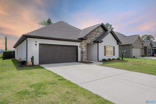 228 Pennington Ave, Huntsville, AL, 35811-8155 | Card Image