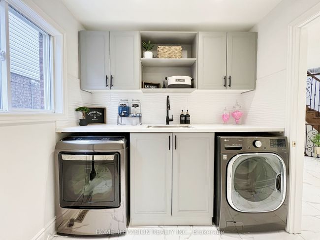 142 Bowles Dr, House other with 5 bedrooms, 4 bathrooms and 4 parking in Ajax ON | Image 8