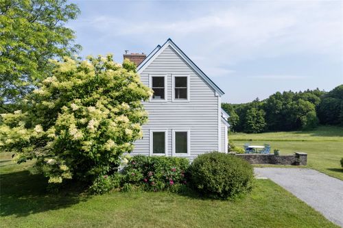 329 Hollow Rd, Staatsburg, NY, 12580-5749 | Card Image