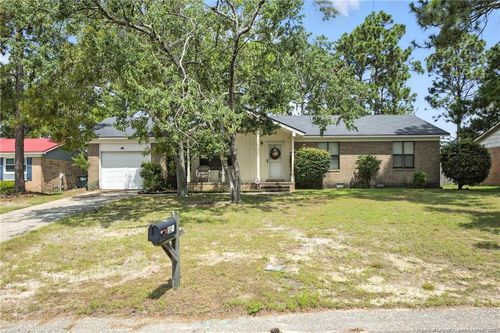 328 Cadmium Ct, Fayetteville, NC, 28311-6809 | Card Image