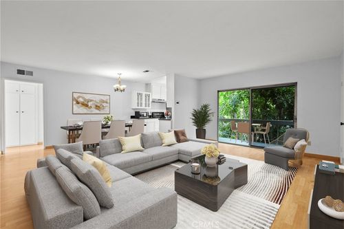 5055 Coldwater Canyon Ave, Sherman Oaks, CA, 91423-1671 | Card Image