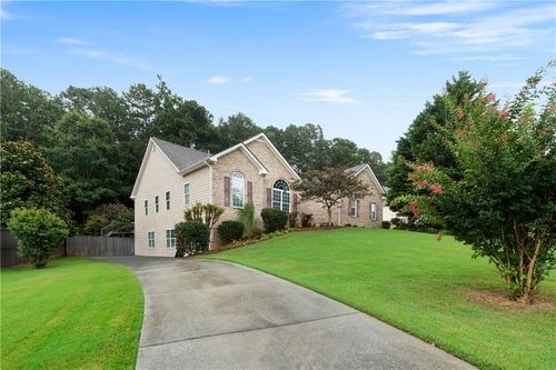 268 Woodridge Dr, Douglasville, GA, 30134-7943 | Card Image