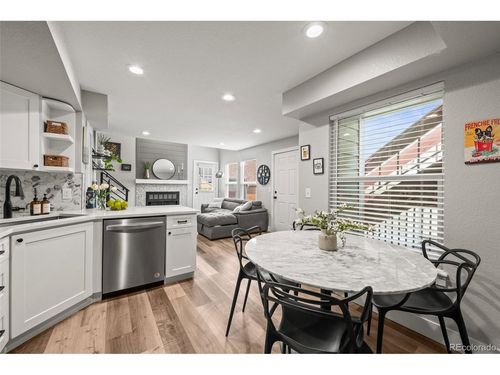 11-932 S Dearborn Way, Aurora, CO, 80012-3758 | Card Image