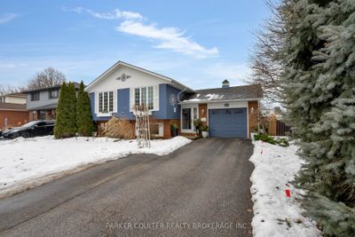 63 Springhome Rd, House other with 4 bedrooms, 2 bathrooms and 5 parking in Barrie ON | Image 1