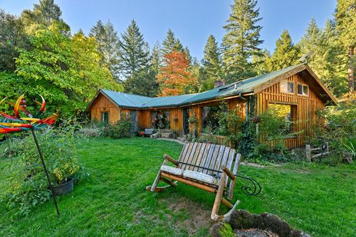 2742 Speaker Rd, Wolf Creek, OR, 97497-9558 | Card Image