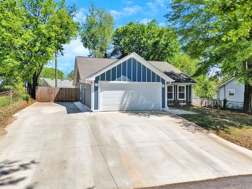 4 Mcarthur St, Greenville, SC, 29611-4713 | Card Image