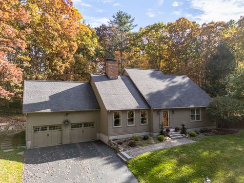 27 Grey Rock Road, Bedford, NH, 03110 | Card Image