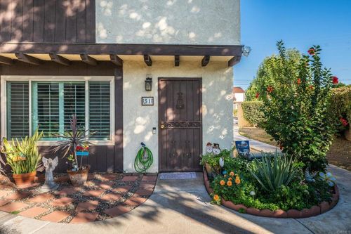 51-1097 Santo Antonio Dr, Colton, CA, 92324 | Card Image