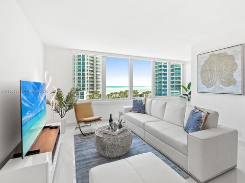 906-400 S Pointe Dr, Miami Beach, FL, 33139-7301 | Card Image