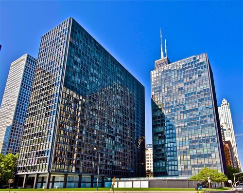 1905-900 Lake Shore Dr, Chicago, IL, 60611-1520 | Card Image