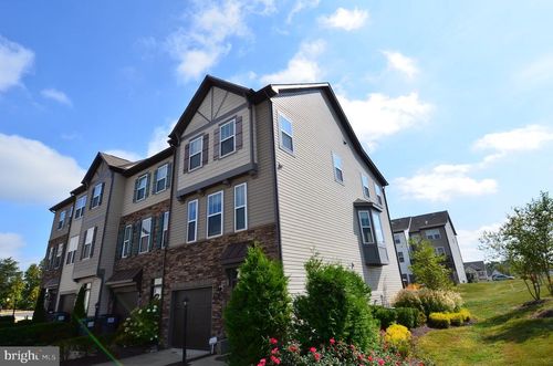 100 Foundry Ln, STAFFORD, VA, 22554-8539 | Card Image