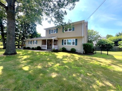 136 E Central Ave, Wharton, NJ, 07885-2432 | Card Image