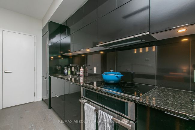 701 - 101 Queen St, Condo with 1 bedrooms, 1 bathrooms and null parking in Ottawa ON | Image 6