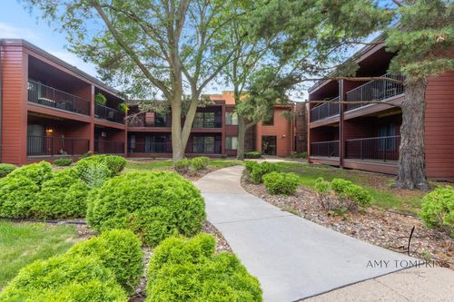 112-8025 Xerxes Ave S, Bloomington, MN, 55431-4402 | Card Image
