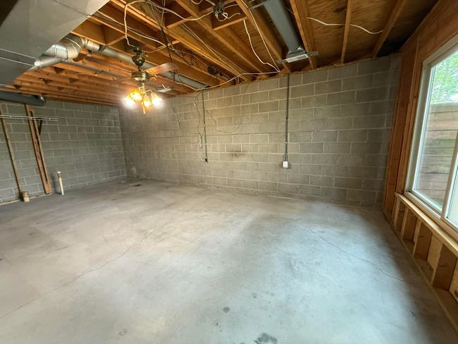 5696 Ridge (28) | Image 33